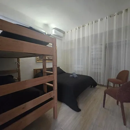 Сasa de vacaciones Cocon Des Arenes Centre 18 Couchages Nimes